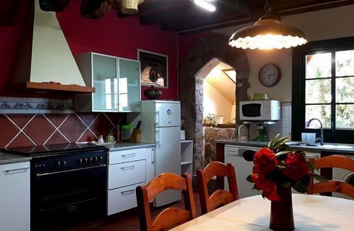 Trazo Cottage | Near Santiago. Piñeiro House & Jacuzzi (Optional), for a fee.