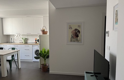 Jaen Condo | Neck 31.
