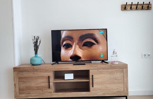 Nou Moles Apartment | New central flat with AC and Wifi