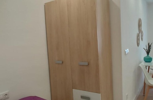 Nou Moles Apartment | New central flat with AC and Wifi