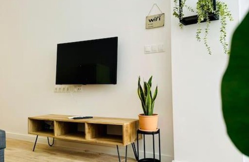 En Corts Apartment | New Industrial Design Flat in Russafa SOHO