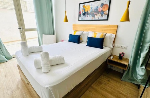 En Corts Apartment | New Industrial Design Flat in Russafa SOHO