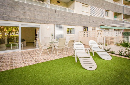 Coveta Fuma Apartment | Nice Apartment In El Campello With Swimming Pool