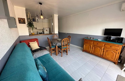 Roses Town Center Apartment | Nice flat with pool and mountain view AV-28