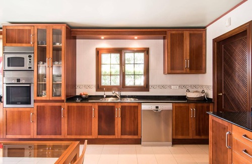 Alcudia House | Nice home in Alcudia with private swimming pool, can be inside or outside