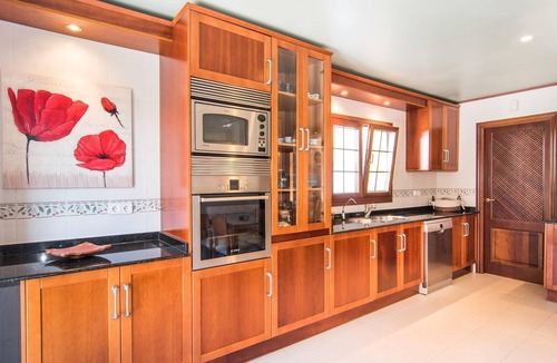 Alcudia House | Nice home in Alcudia with private swimming pool, can be inside or outside