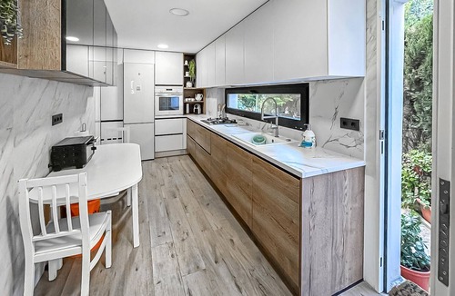 Cenes de la Vega House | Nice home in Cenes de la Vega