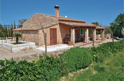 Portol House | Nice Home In Pòrtol With Kitchen