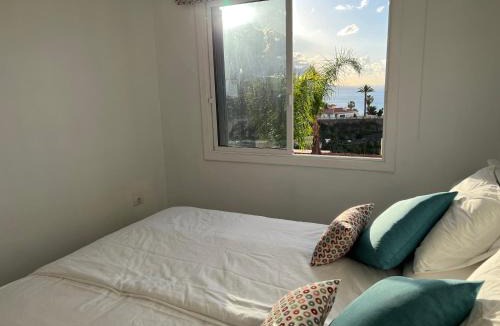 La Quinta Apartment | Nomad's Nest - Sea View Apartment with Pool - Ideal for Vacation & Remote Work