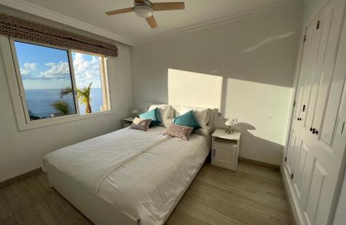 La Quinta Apartment | Nomad's Nest - Sea View Apartment with Pool - Ideal for Vacation & Remote Work
