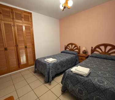 Nohales House | Nuevo Hostal Rasil