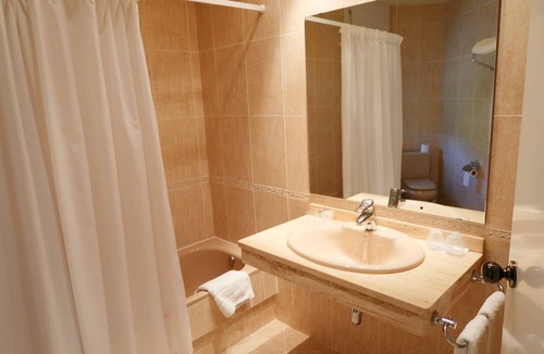 O Castro Hotel | O Camiño