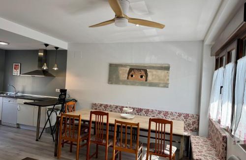 Leon House | Oak House Oakplacescom