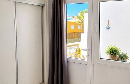 Nuevo Horizonte Apartment | 🌊 Ocean View Apartment Sunny Balcony Near the Coast
