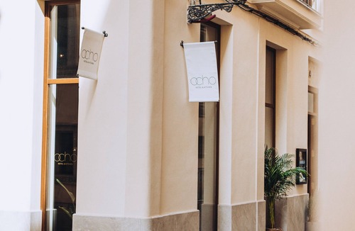 La Llotja-Born Apartment | Ocho Suites & Kitchen