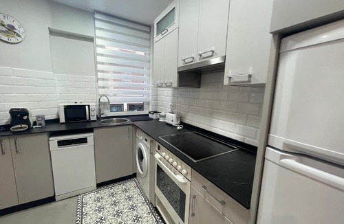 La Coruna Apartment | Oktheway Eugenio Carre