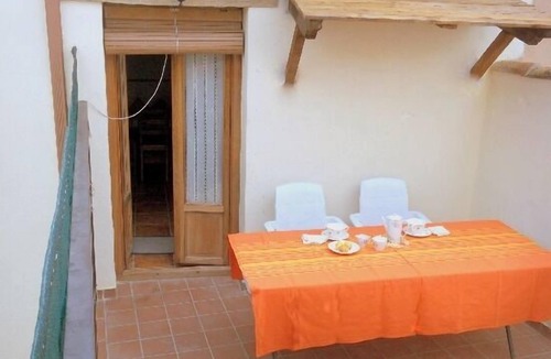 Astudillo Cottage | Old Watchmaker's House for 7/15 people