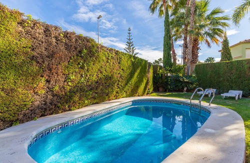 Molinell Villa | Oliva Nova Golf with pool, Wifi, TV SAT, garden, parking and offerts