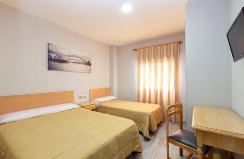 Puig House | Olympia Ronda Hostel