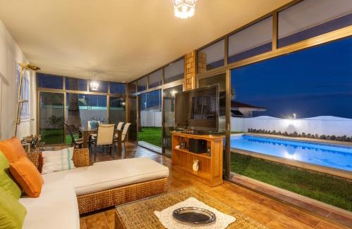 Tabaiba Villa | One & Only Sports and Relax Villa Heated Pool by Eden Rentals