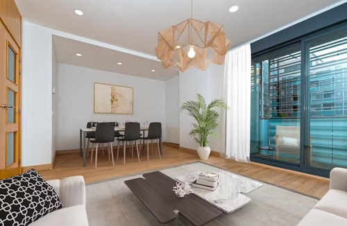 La Latina Apartment | OPERA II