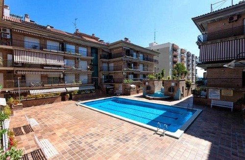 Pineda de Mar Apartment | P2 TARAyPAUL 4 PAX PINEDA DE MAR