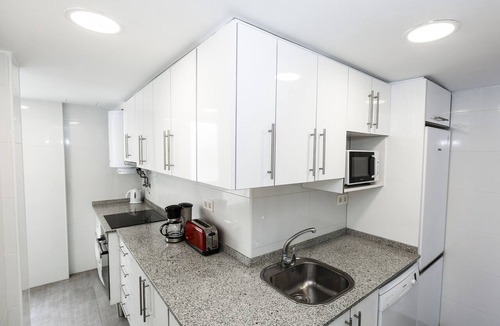 La Pineda Apartment | P7 Apartment with communal pool, beach at 100m