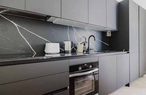 Palacio Apartment | Palacio 1BR, Washer & Dryer, Move-In-Ready, by Blueground