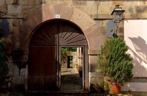 Treceno Villa | Palacio de Hualle