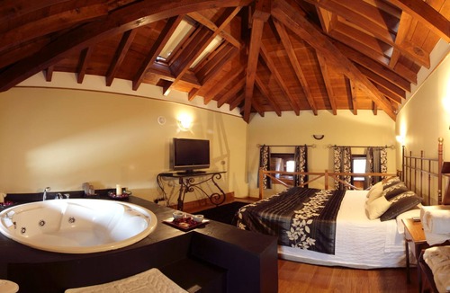 Treceno Hotel | Palacio Guevara