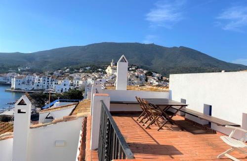 Cadaques Apartment | PALAU - Gran casa de pueblo con fantásticas vistas al mar