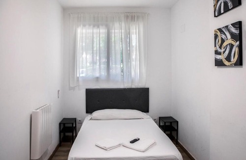 Puente de Vallecas Apartment | Palomeras, Habitación de Ensueño