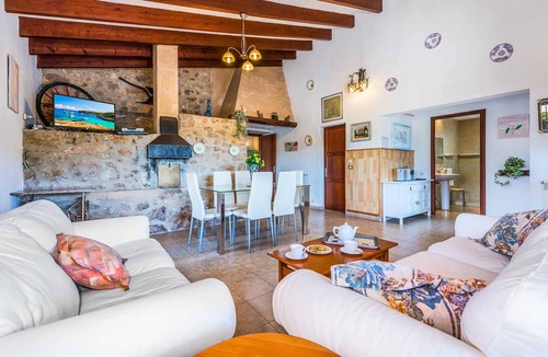 El Vila Villa | PAPALAYA. Welcoming villa very close to Pto. Pollensa