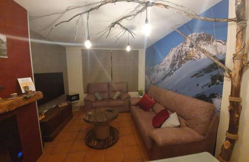Cardano de Abajo Apartment | Paraíso Desconocido 4 La Leyenda del Curavacas