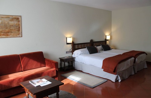 Santo Domingo de la Calzada Hotel | Parador de Santo Domingo de la Calzada