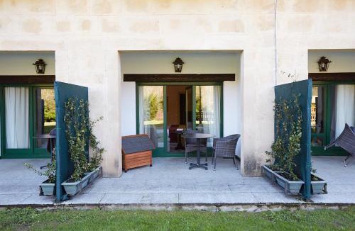 San Juan de Parres Hotel | Parador de Cangas de Onís
