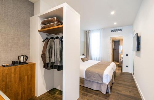 el Mercadal Hotel | Peninsular
