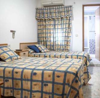 Bolanos de Calatrava House | Pensión Hostal DOS HERMANAS
