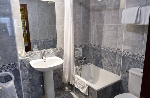 Cangas de Onis House | Pension Monteverde