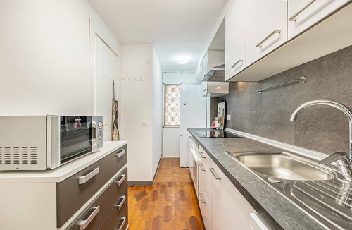 Coveta Fuma Apartment | Pet friendly apartment in El Campello with WiFi