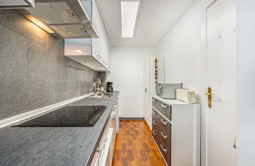 Coveta Fuma Apartment | Pet friendly apartment in El Campello with WiFi