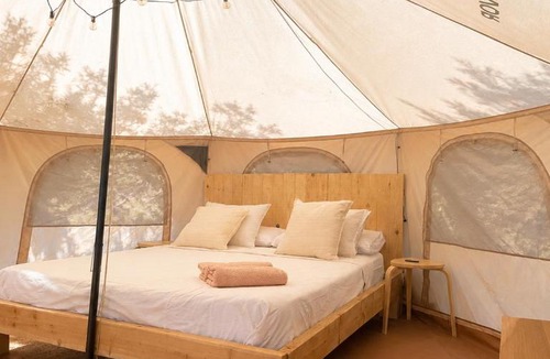 Elche Bed & Breakfast | Pink Lemon House