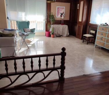 Albacete Apartment | Pisazo muy amplio y confortable