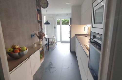 Gorraiz Condo | Piso Ajardinado en Pamplona. Ideal Para Disfrutar dl Centro y d la Tranquilidad!