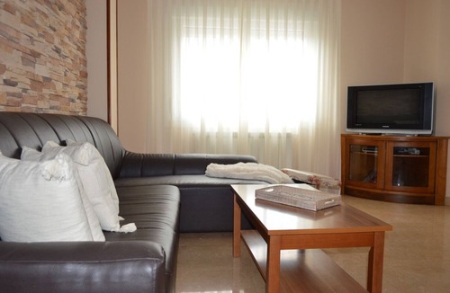Arzua Condo | Piso da Empegada - 3 bedrooms, 2 bathrooms and fully equipped!