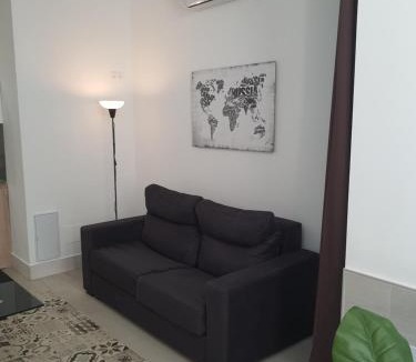 Los Tilos Apartment | PISO ESTUPENDO a 3 min de la ESTACION DE TREN AVE y BUS
