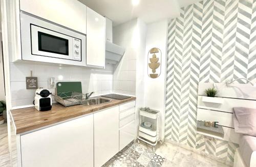 Torremolinos City Centre Apartment | PLA - Bonito apartamento con terraza