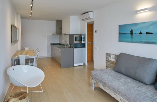 San Antonio Bay Apartment | Playa Bella Beach Apartments