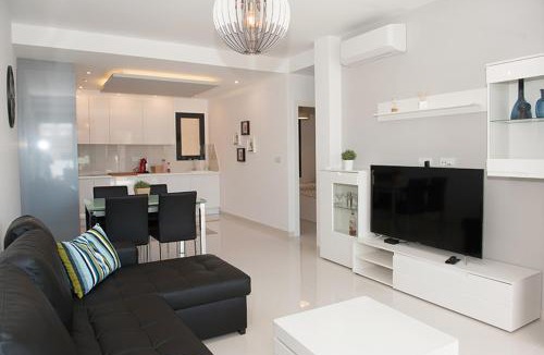 Pueblo Latino Apartment | Playa Elisa Bay 108-113