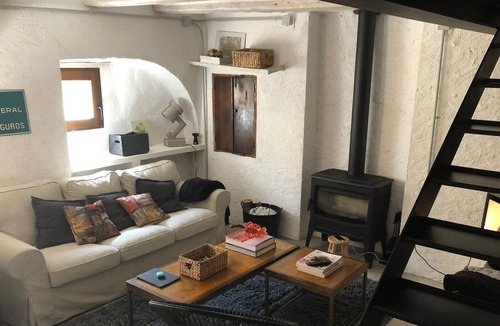 Xodos House | Pleasant village house